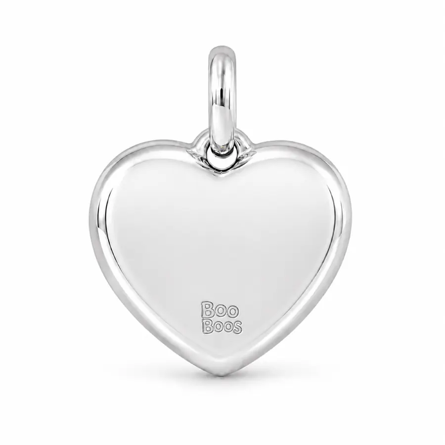 The Puffed Heart engraved back charm close-up